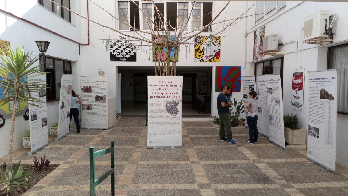 exposicion-de-memoria-en-instituto