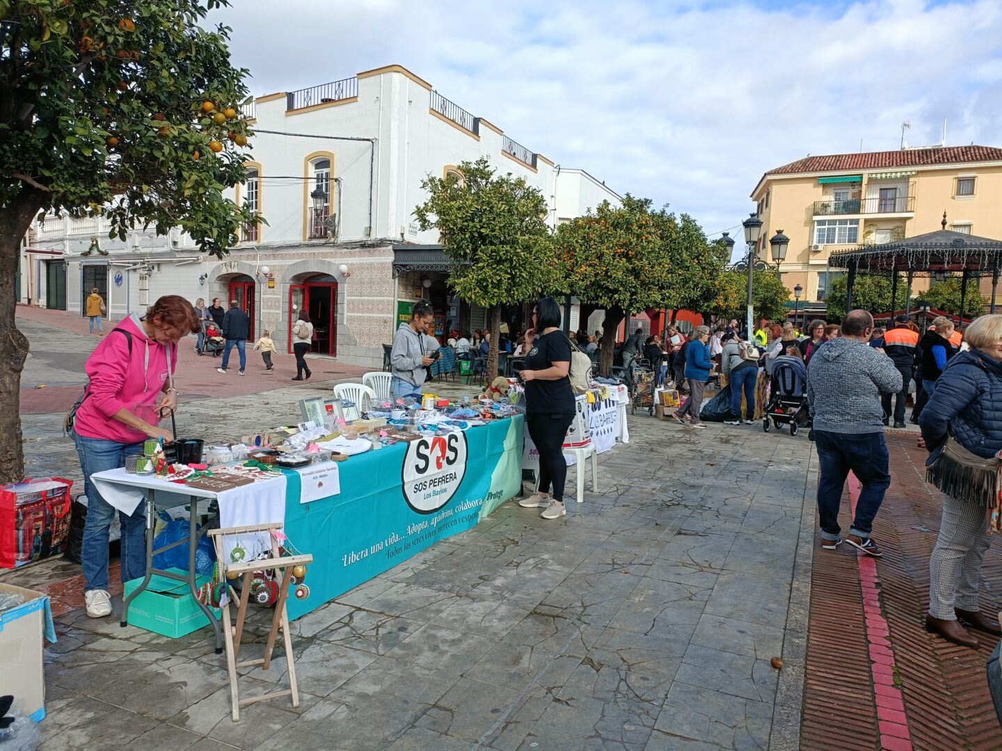 Mercadillo solidario Navidad (RCh) 2022 (10)