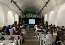 Algarbani imparte una charla sobre la historia de Los Barrios entre los años 1931 a 1943 para alumnos de bachillerato