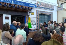 FOTOS | Bonito homenaje Rosario Correro Corbacho fundadora de la tienda de David&Montse en la barriada de El Palmarillo