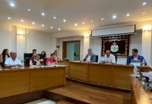 PSOE: “Alconchel se contradice al explicar los seguros de los vehículos municipales”