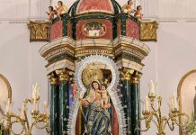 La Hermandad de San Isidro presenta la ráfaga de la Virgen del Rosario