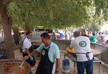 La Peña ‘Toro Embolao’ celebró su fiesta campera con gastronomía y homenajes en la finca El Patrón