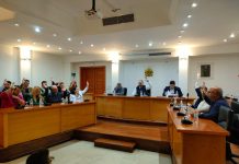 VÍDEO | La corporación municipal celebró el pleno ordinario de mayo