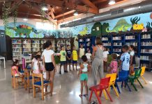 FOTOS | La Biblioteca Pública Municipal ‘Cronista de la Villa’ ha acogido el taller de Ching Kung