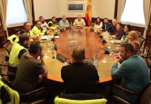 El Grupo Socialista recibe en el Congreso al comité de huelga de Acerinox y llama a la empresa y a la Junta para poner fin a la huelga indefinida