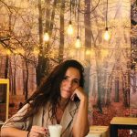 No podemos olvidar que cuando la velocidad es alta, frenar lleva mucho tiempo