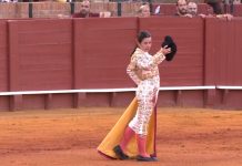 Buena impresión dejó la novillera de Los Barrios en su presentación en la Maestranza de Sevilla