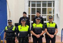 Seis policías locales de Los Barrios se desplazan a Valencia para ayudar en las tareas de rescate y seguridad ciudadana