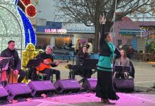 FOTOS | Zambomba flamenca en la Plaza del Mar de Palmones