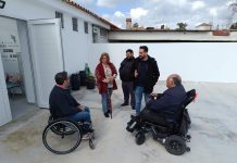 El PSOE se reúne con la Asociación de Personas con Discapacidad La Montera