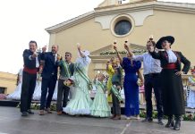 Los Cortijillos disfruta de sus fiestas con la coronación, pregón y cabalgata