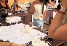 Fantasmas y esqueletos toman Palmones en el exitoso I Taller de Manualidades Terroríficas