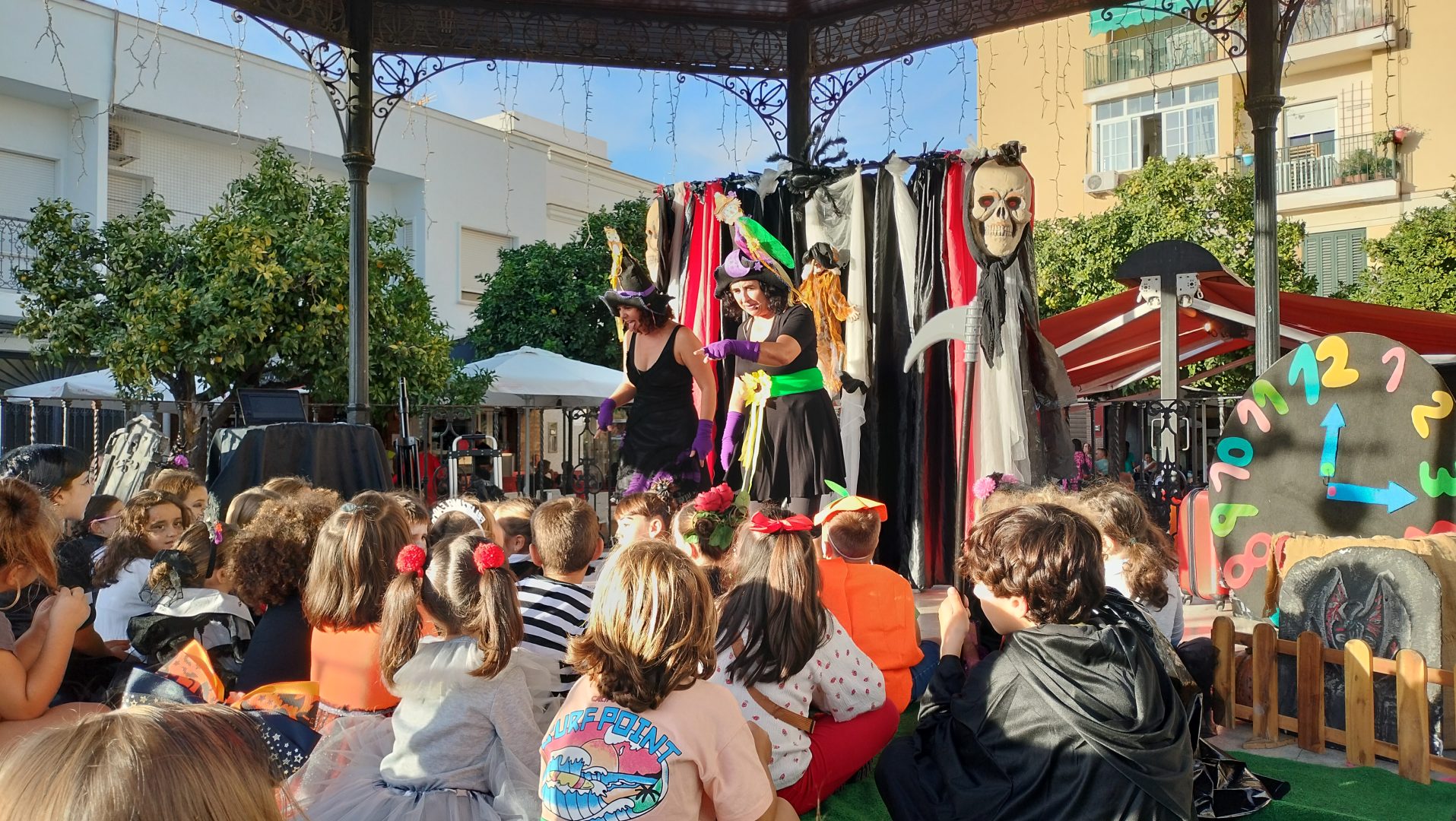 2025. Los Barrios- Mercado Tosantos (12)