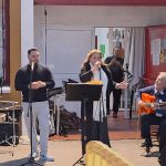 VÍDEO-FOTOS | La Peña Fosforito celebra su zambomba navideña con el arte de María Montilla y su grupo