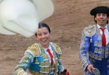 Miriam Cabas triunfa con fuerza y sale en hombros en la plaza “Rodolfo Gaona”