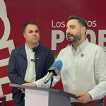 Perea insiste en que el estado del acerado público es debido al desgobierno de Los Barrios 100×100 y PP