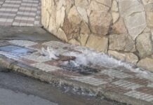 El PSOE denuncia cortes de agua continuos en la barriada de Santa Rosa y exige inversiones reales