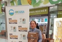 “Este Marrón Vale la Pena” refuerza su despliegue en Tarifa e inicia las visitas domiciliarias en Los Barrios