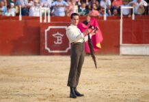 David Galván firma una tarde magistral en San José del Valle y se alza con los máximos trofeos
