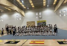 El Club Lee Do Kwan reúne a un centenar de alumnos en Los Barrios para su examen de cambio de grado